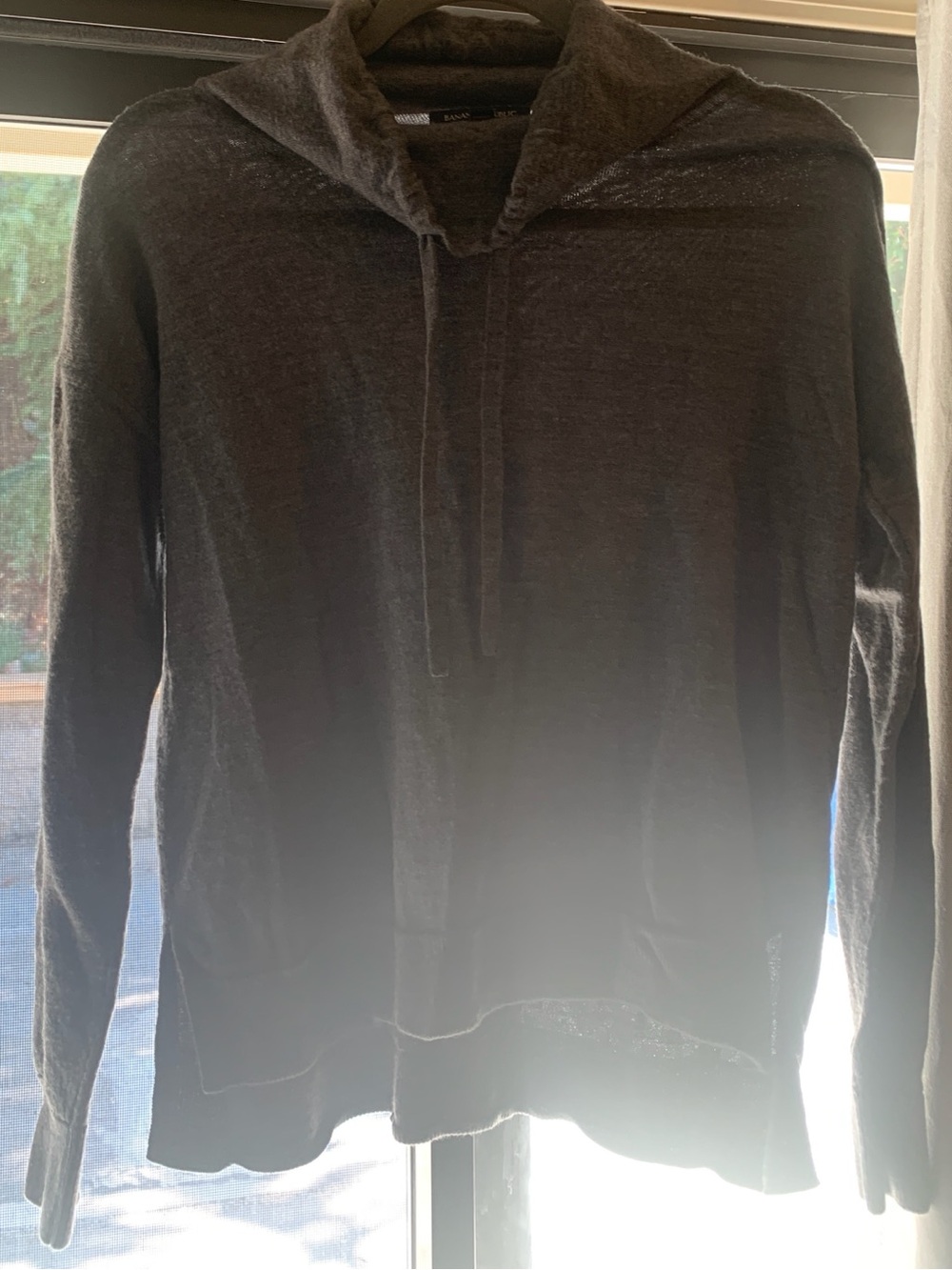 Banana Republic Charcoal 100% merino wool Sweater - Picture 7 of 8